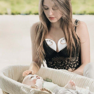 MaterniCare FlowBreeze Pro electric breast pump with 4 flange sizes and hands-free design
